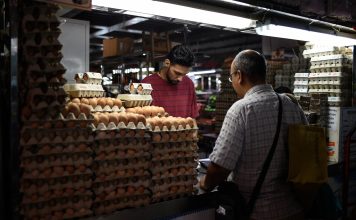 Régimen dio plazo a comerciantes para corregir especulación en precios: «Tienen horas para rectificar»