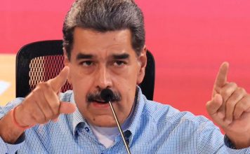 Nicolás Maduro: No hay poder terrenal que saque al chavismo del poder