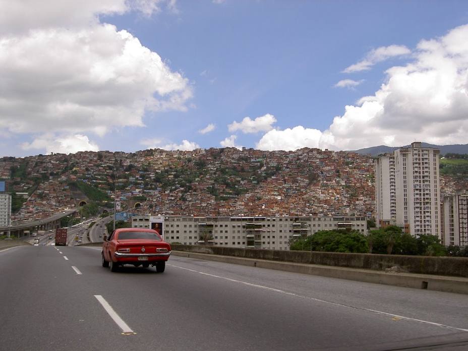 Accesos a Caracas amanecieron libres este jueves