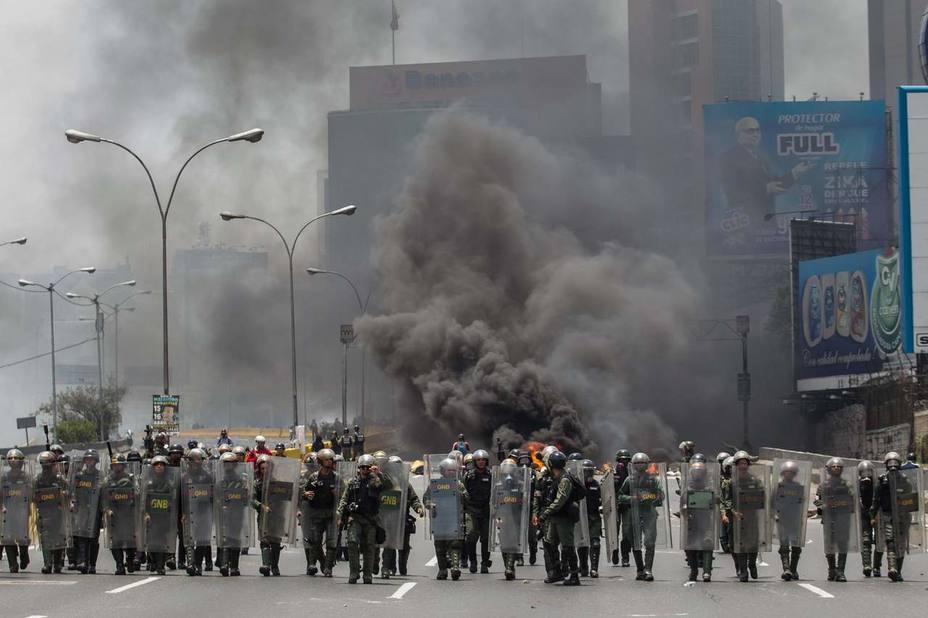 afp-venezuela-cumple-mes-convulsion-las-calles_179721.jpg