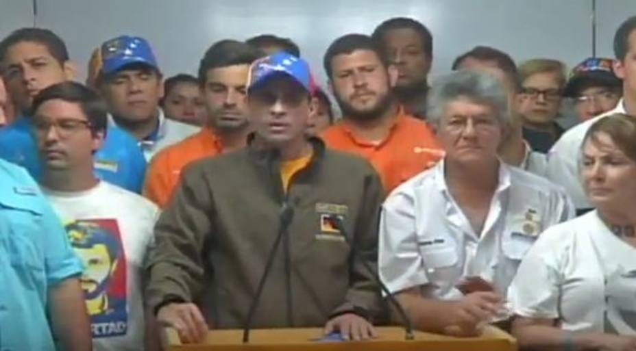 Capriles: En un país sin alimentos ni medicinas sí hay bombas lacrimógenas