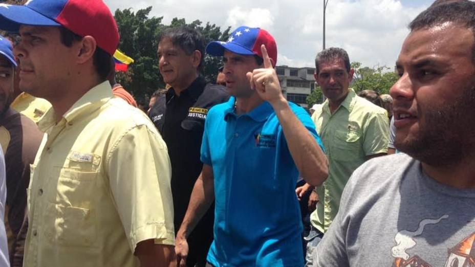 Capriles sufrió asfixia por represión de la GNB y PNB