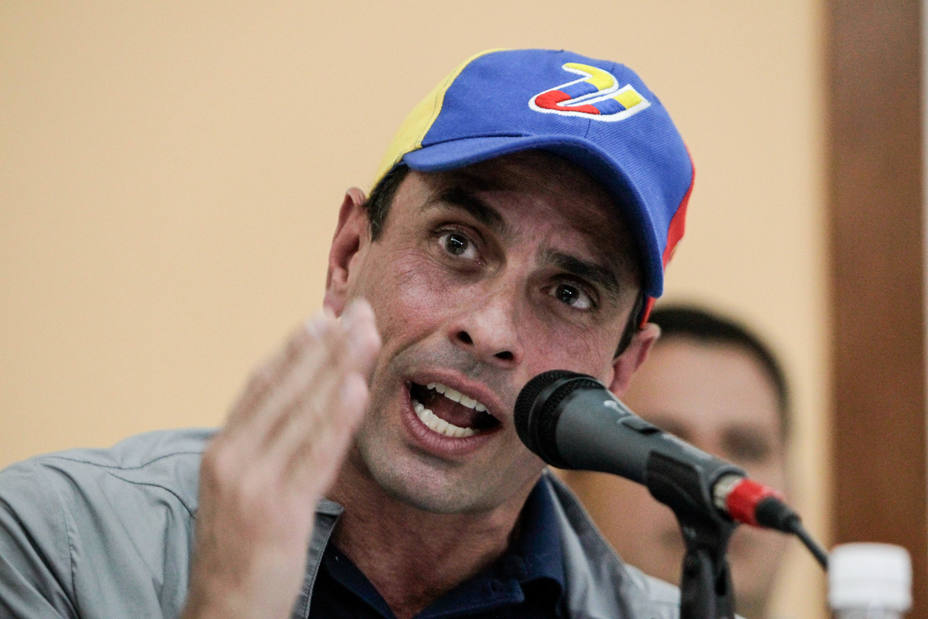 Capriles a William Saab: Deje de ser el defensor del PSUV