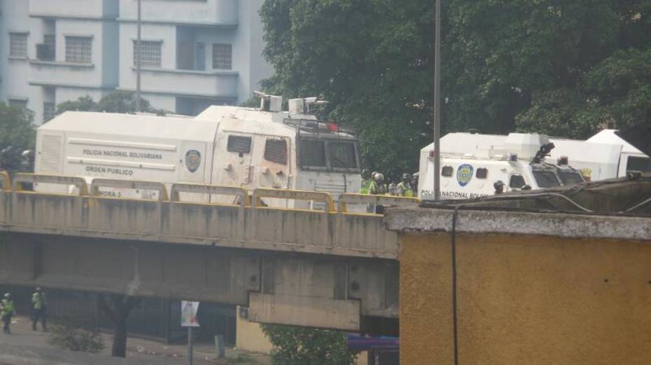 Denuncian que gas lacrimógeno ingresa a apartamentos de Bello Monte