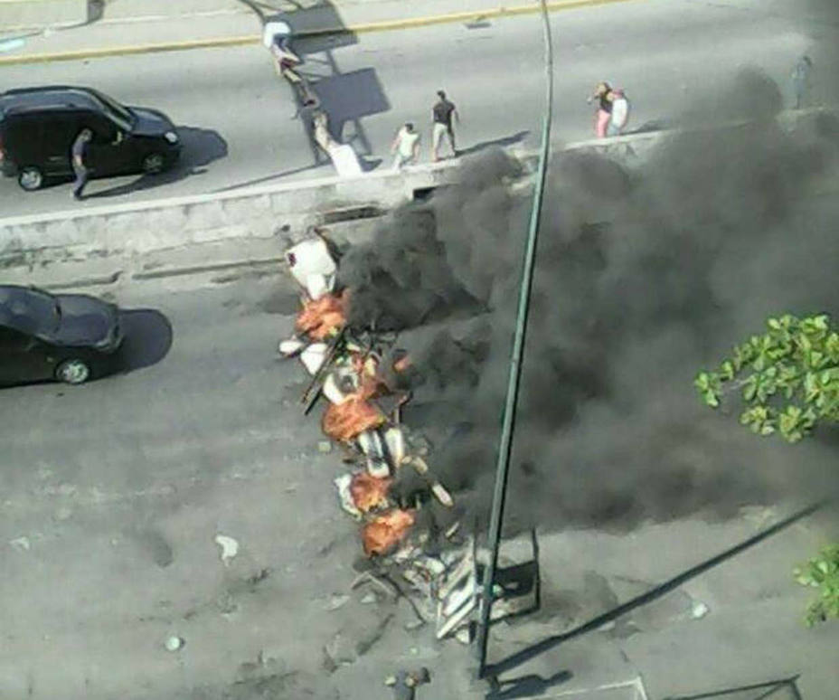 GNB reprime a manifestantes en El Paraíso