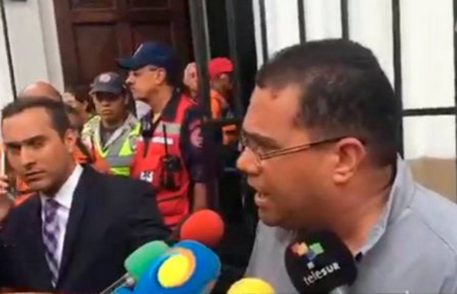 Oficialistas atacaron a opositores en la Basílica Santa Teresa