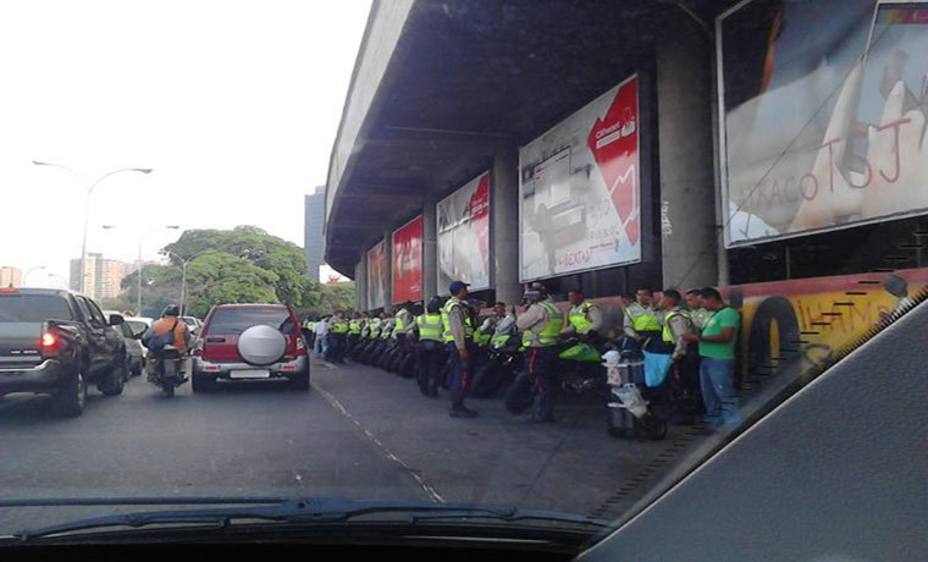 Reportan presencia de la PNB en los alrededores de Plaza Venezuela