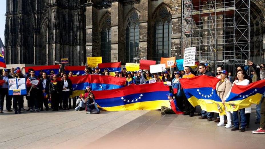 Venezolanos en el extranjero se unieron a la defensa de la democracia