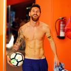 beso-una-mujer-cerca-ingle-tatuaje-mas-picaron-messi_202979.jpg