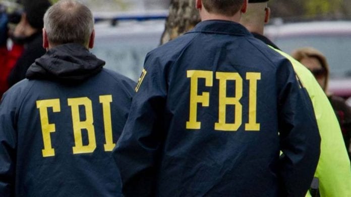 FBI vincula al piloto del avión retenido en Buenos Aires con organización acusada de terrorismo por EE UU
