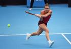 Halep derrotó a Sharapova por primera vez