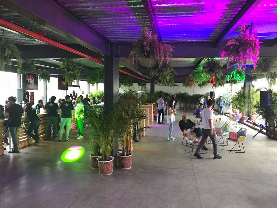 El bar tropical Radiobar cautivó a Caracas