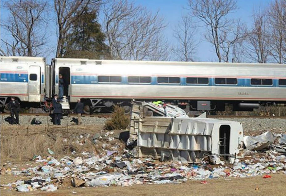 menos-muertos-mas-cien-heridos-choque-trenes_221816.jpg