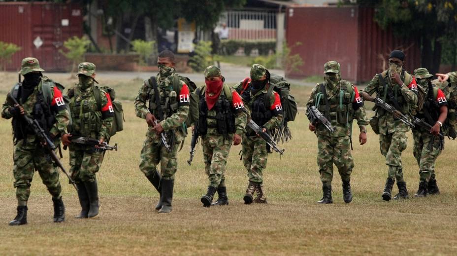 Bombardeo de Fuerzas Armadas colombianas deja 10 guerrilleros muertos