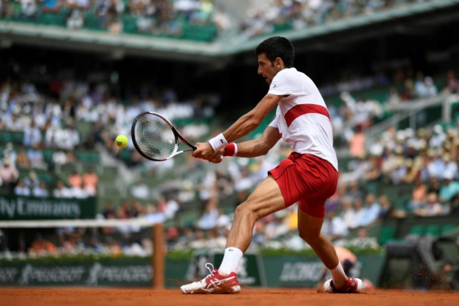 Roland Garros: Djokovic cumplió en su debut