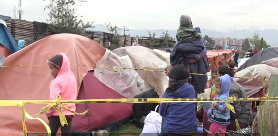 La incertidumbre de los venezolanos ante inminente desalojo en Bogotá