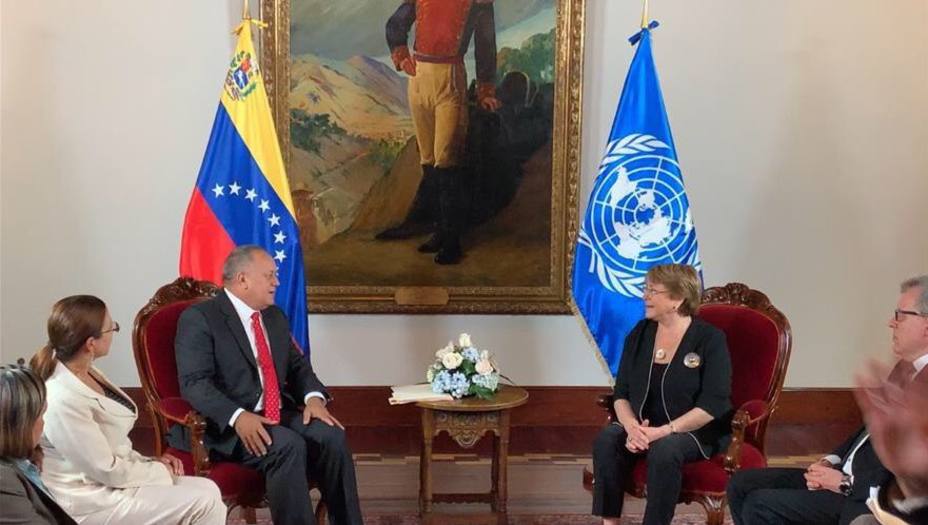 michelle-bachelet-reune-con-diosdado-cabello_286075.jpg