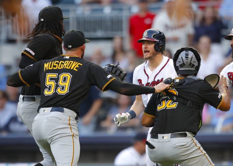 Se vaciaron las bancas en el Sun Trust Park de Atlanta