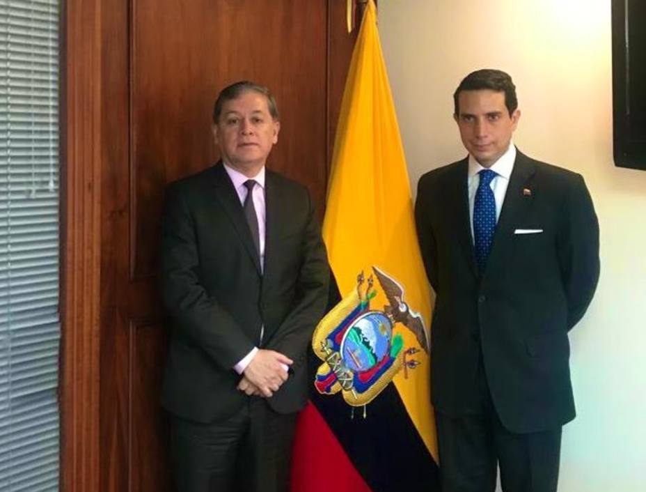 gestionan-regularizacion-venezolanos-ecuador_288297.jpg