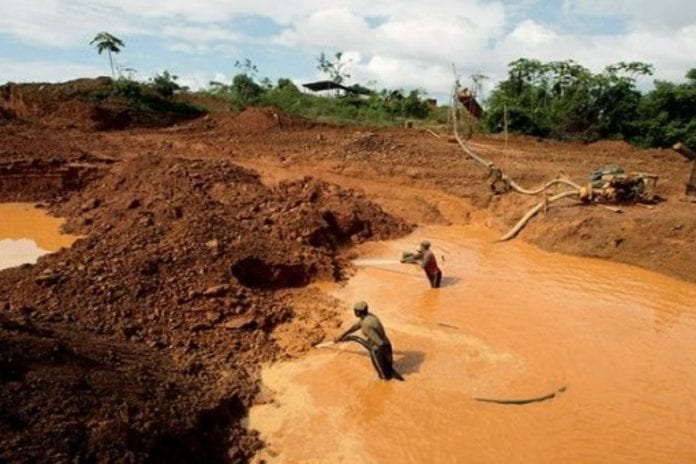 AN rechazó resolución del régimen de Maduro que autoriza la minería ilegal en ríos al sur del país