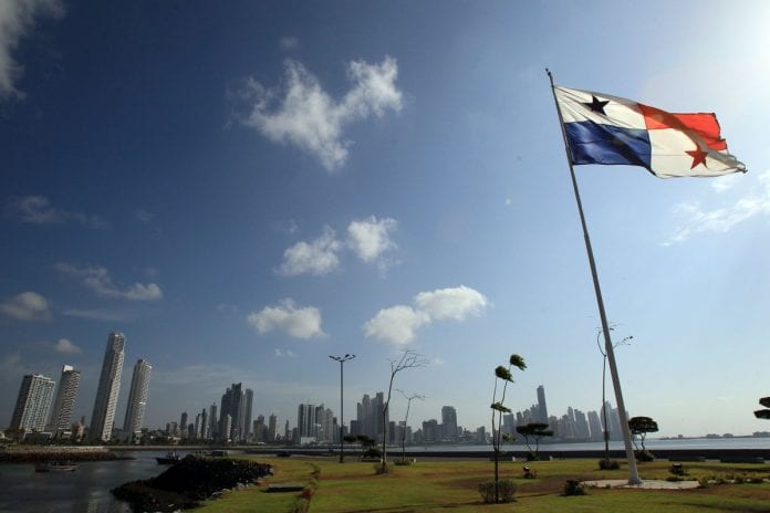 Panamá eliminará programa que permitía a migrantes regularizar estadía