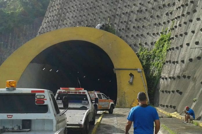 Entrada túnel que va hacia Guarenas