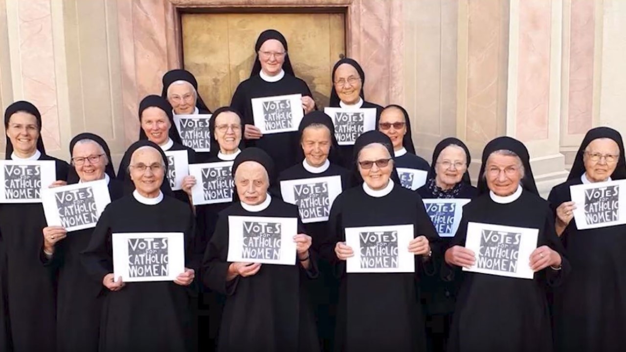 Monjas protestan