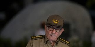 suspenden Twitter Raúl Castro