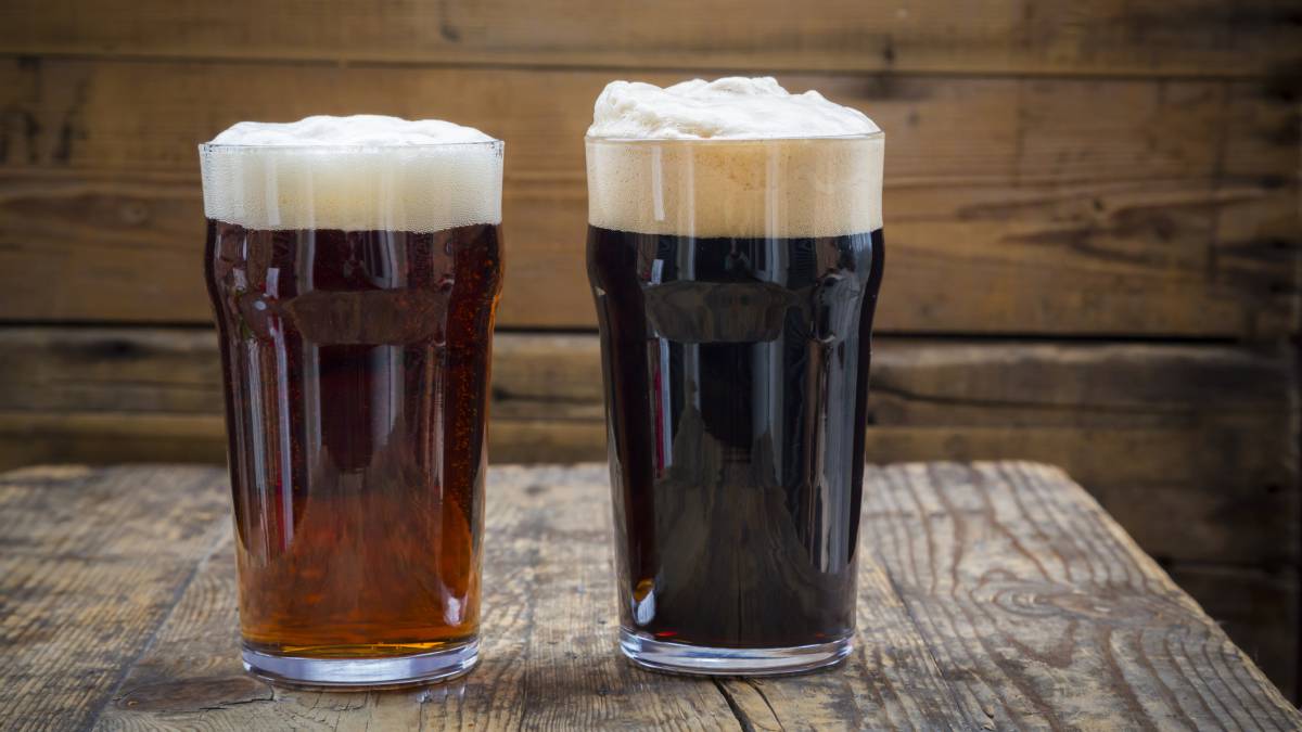 Bajo mandato de repuesto Susteen La cerveza oscura tiene efectos positivos para la salud