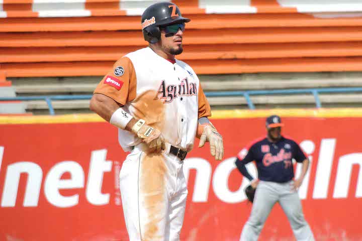 Julio Pinto y Herlis Rodríguez dejan la LVBP y también se marchan a Colombia