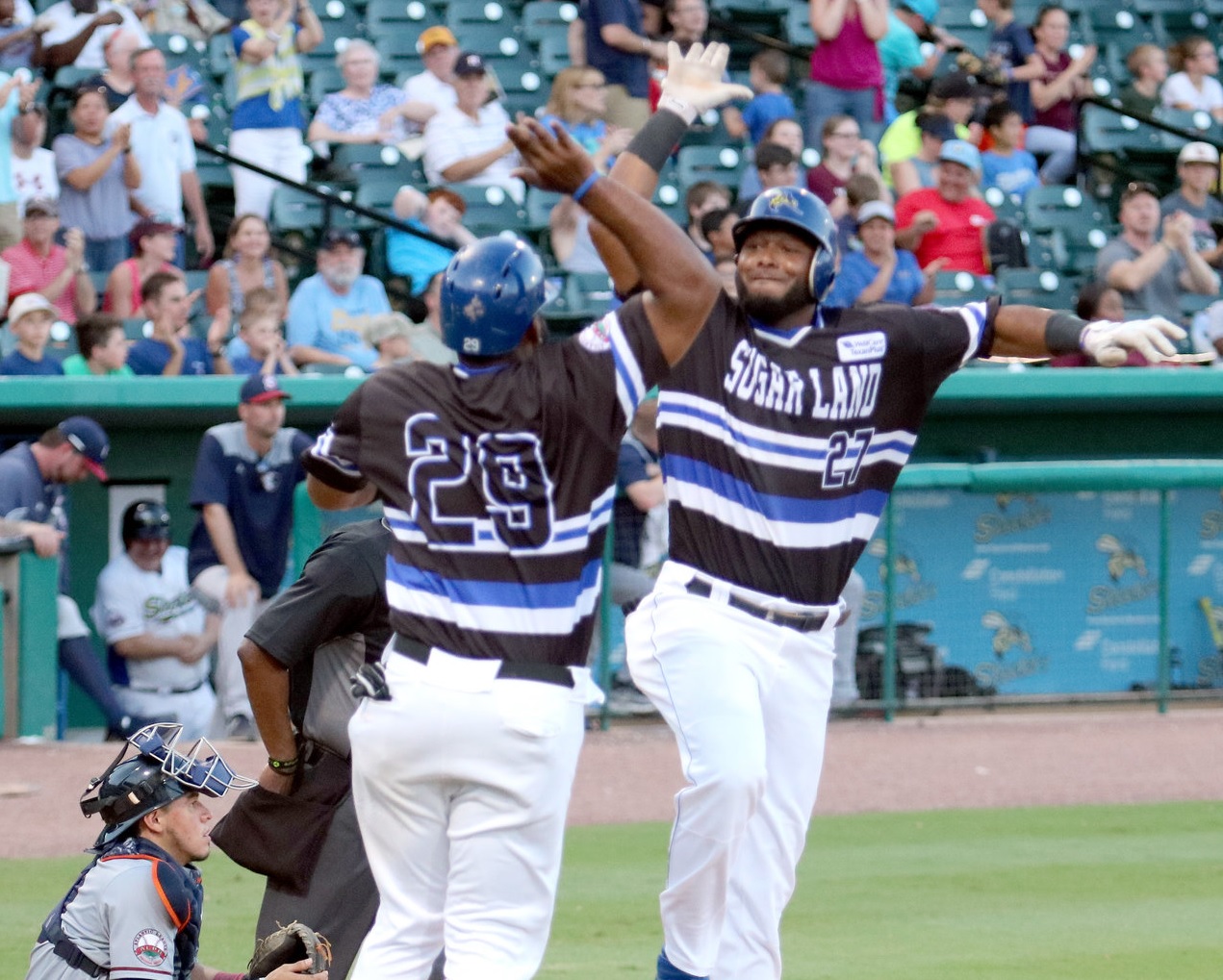 El dominicano Juan Silverio será el antesalista de los Leones