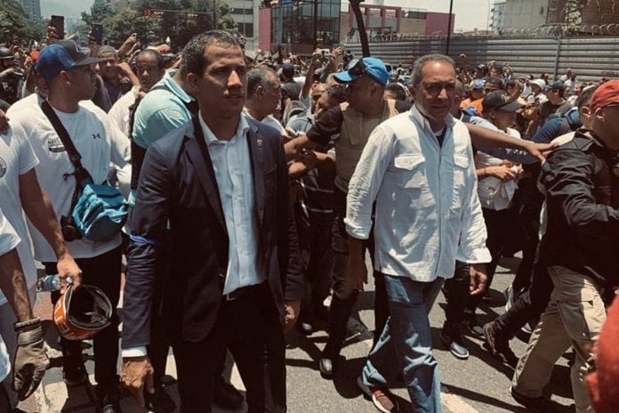 Richard Blanco y Juan Guaidó