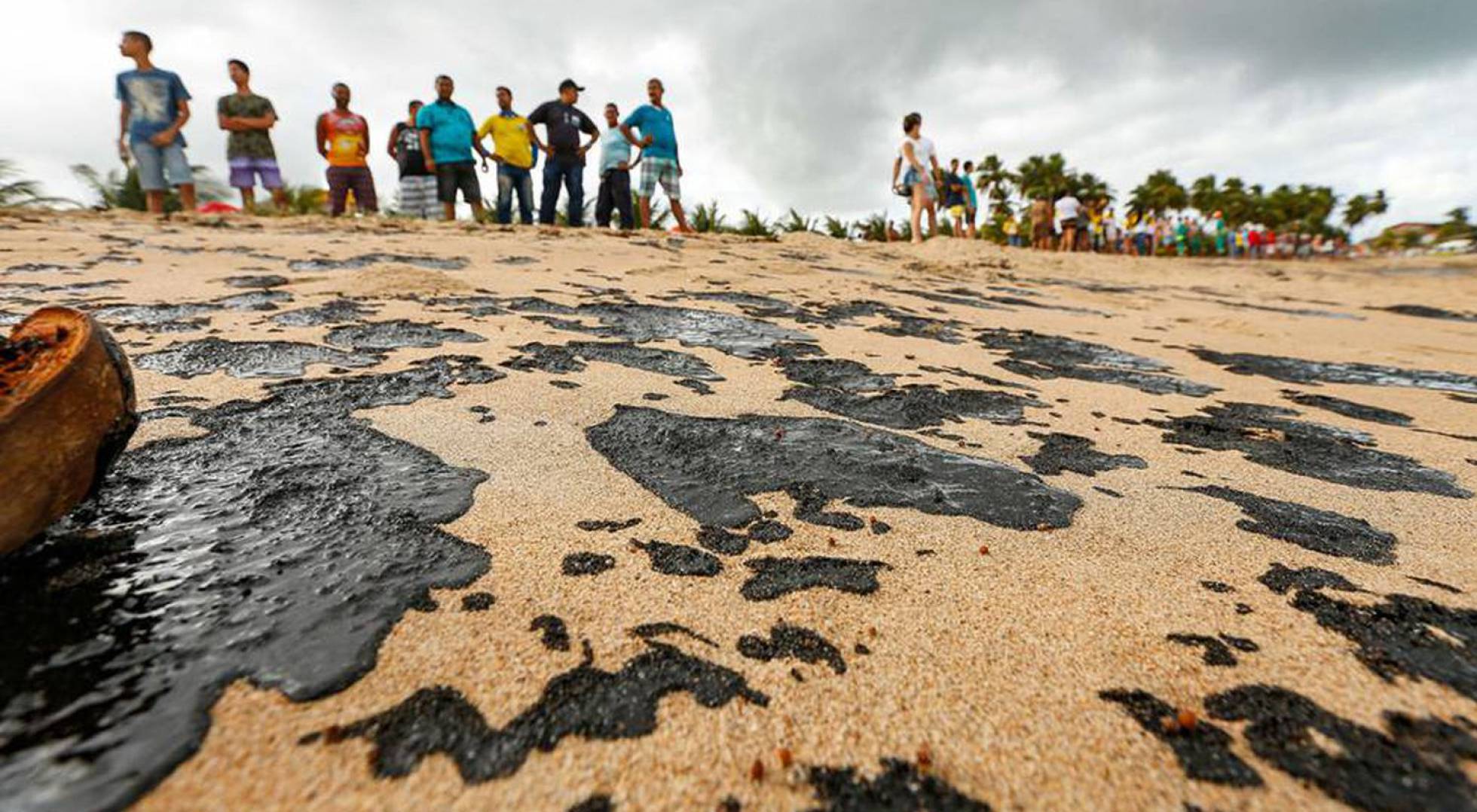 Brasil: Segunda playa más grande del mundo está mancha de petróleo venezolano