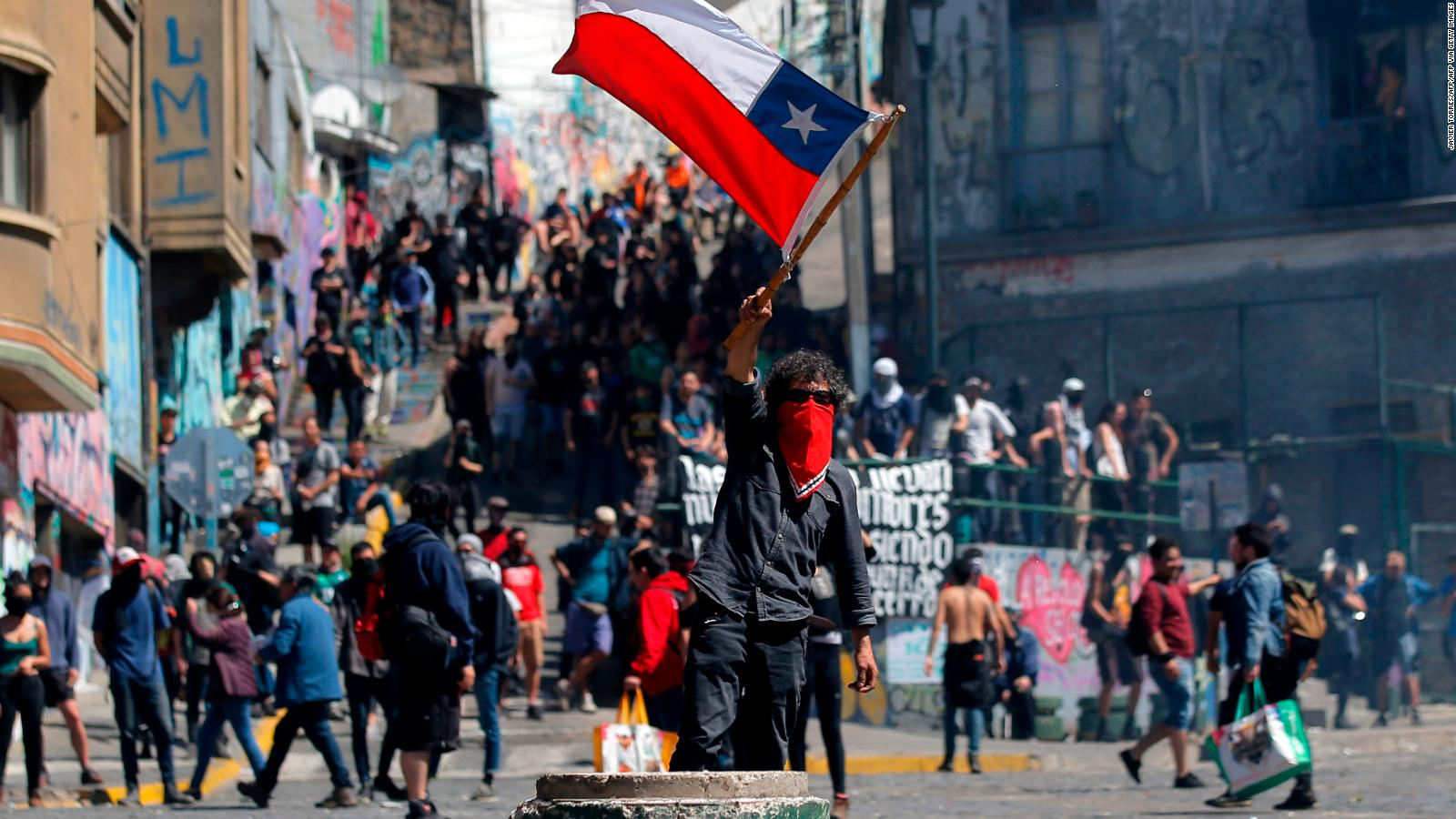 Fiscalía de Chile confirma más de 20.000 imputaciones durante protestas