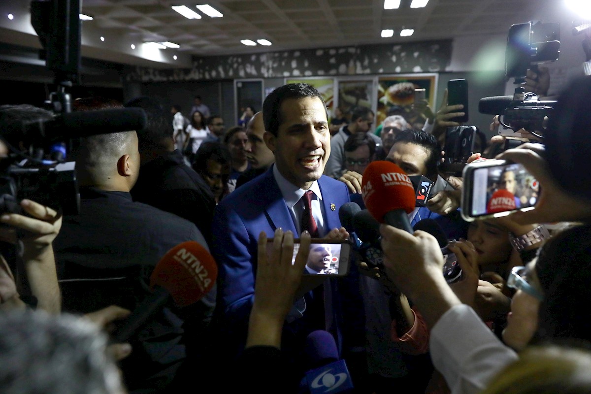 Guaidó denunció hostigamiento a diputados en hotel Paseo Las Mercedes