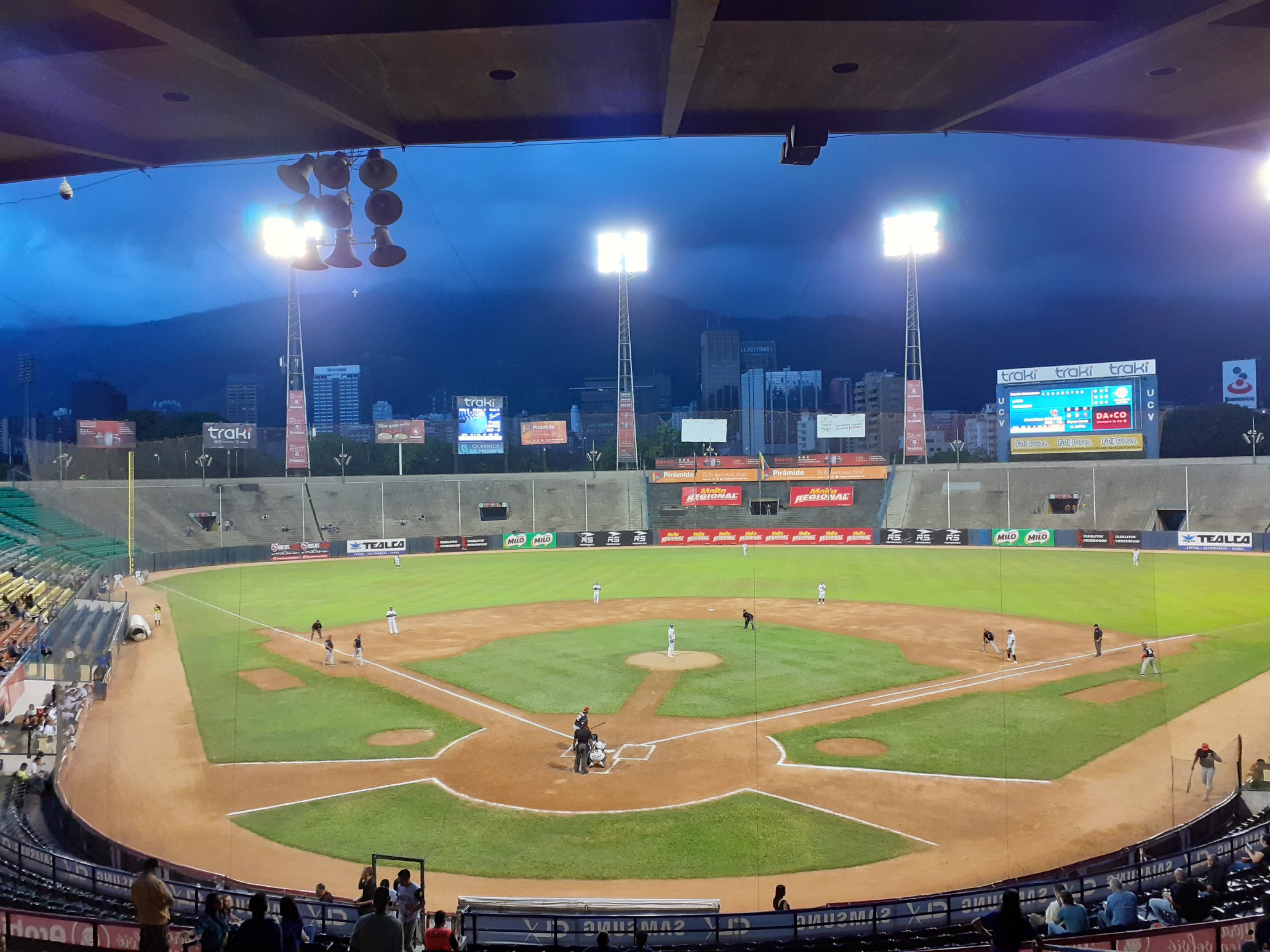 Cardenales venció a Leones con ayuda del bullpen