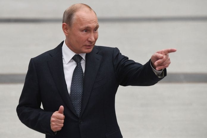 Elecciones dan victoria a la reforma para que Putin siga en el poder más allá del 2024