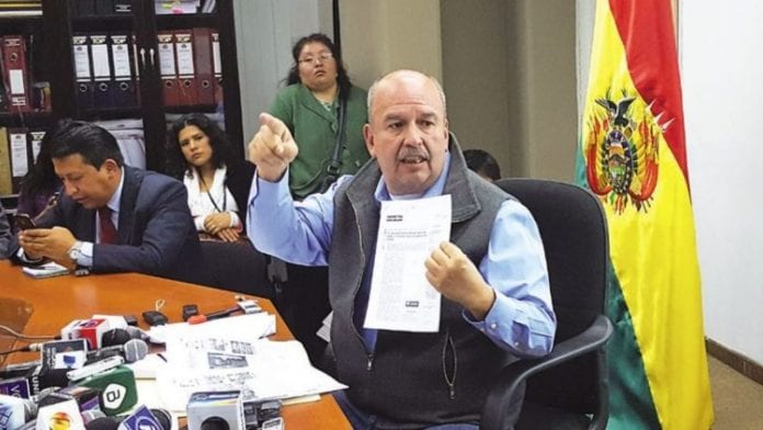 El ministro de gobierno de Bolivia, Arturo Murillo