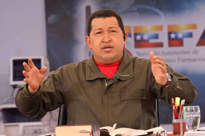Chávez, M5E, ,