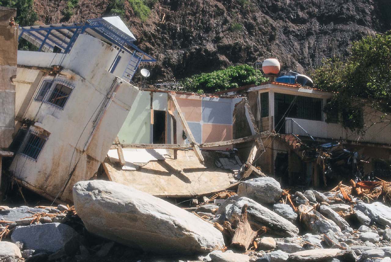 Muchas casas quedaron destruidas en Vargas durante la tragedia