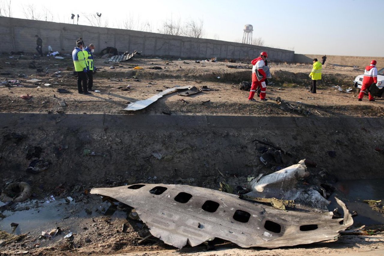 Irán descarta entregar las cajas negras de avión ucraniano a EE UU