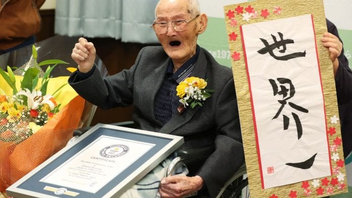 Hombre más longevo del mundo falleció 11 días después de recibir el Récord Guinness