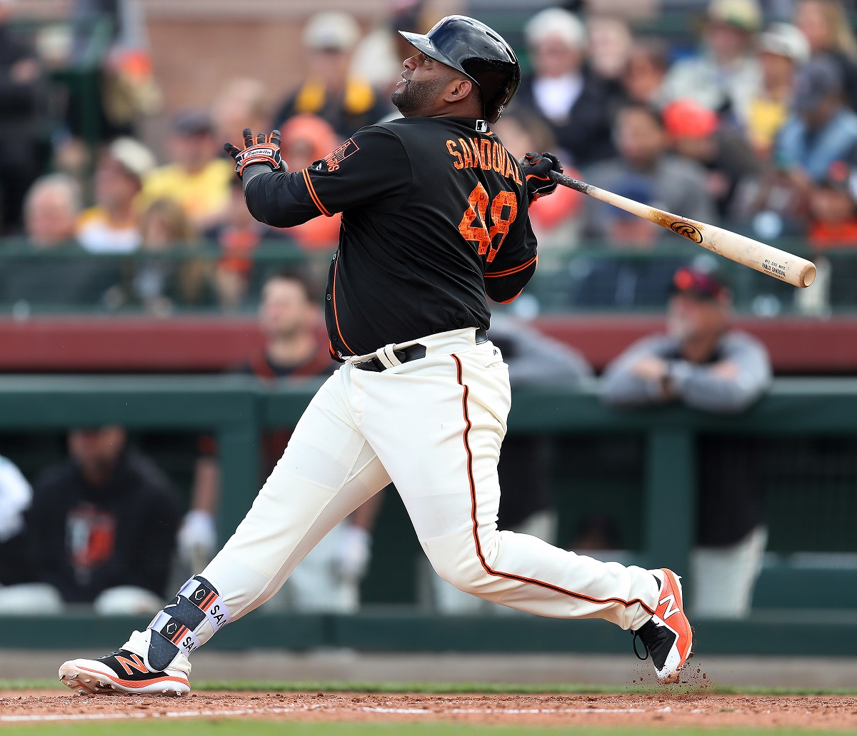 Pablo Sandoval regresó con sencillo y remolcada