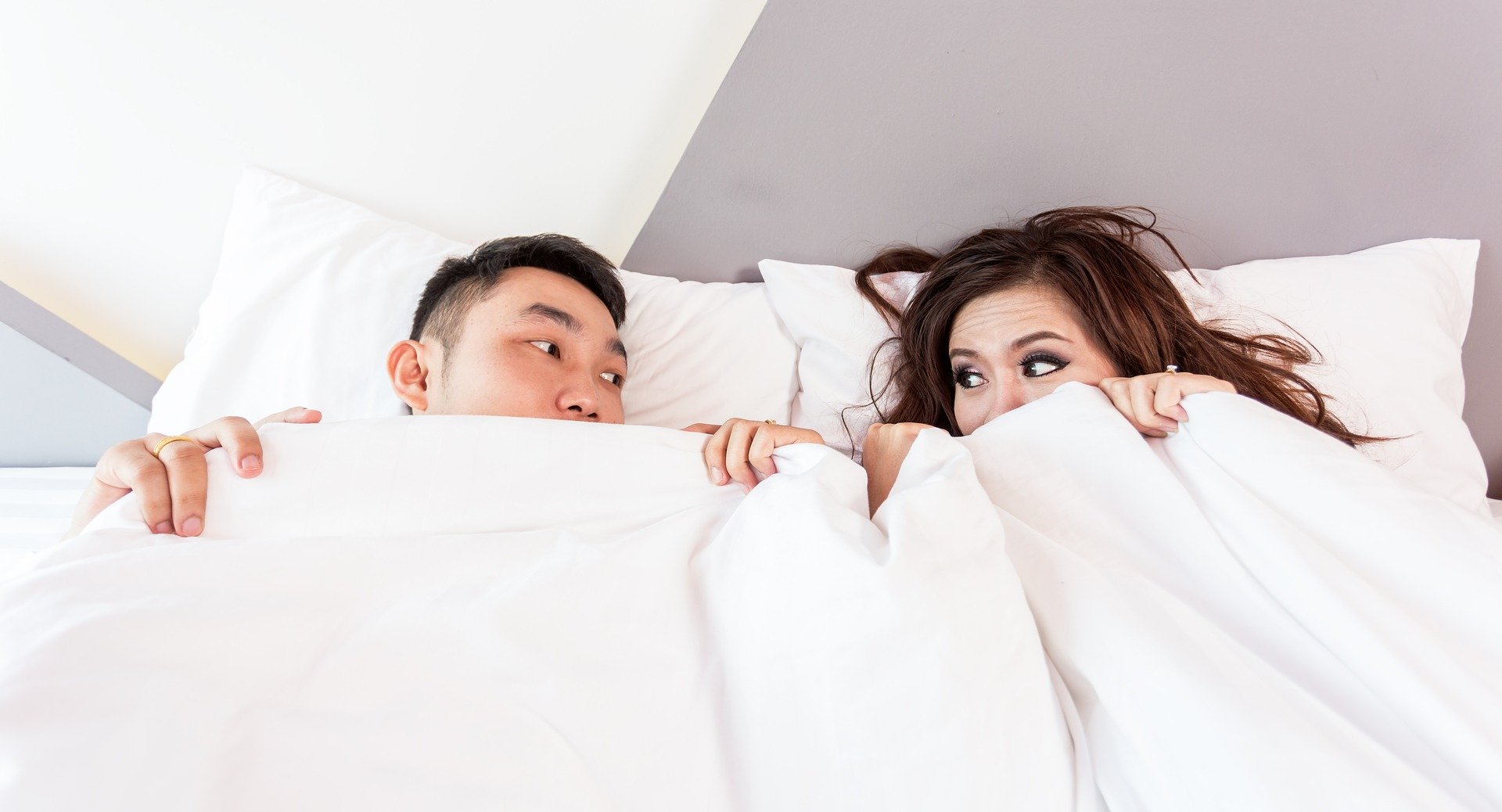 comercio precoz pizarra SEXOLOGÍA] ¿Conviene dormir en camas separadas?