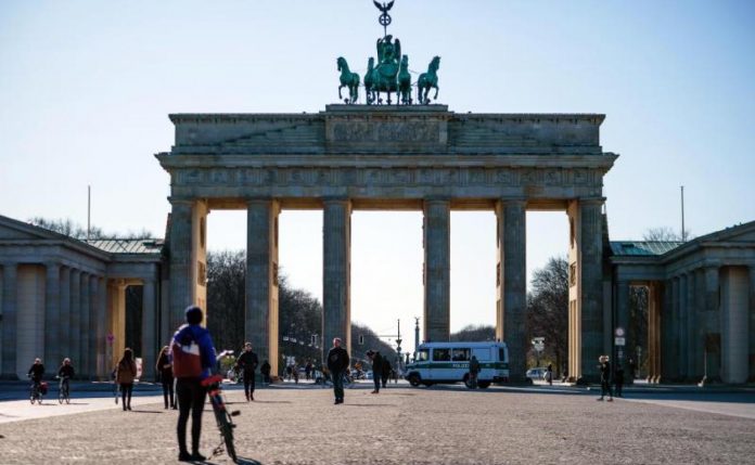 Alemania anunció reapertura gradual de escuelas y comercios
