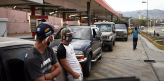 Denuncian que alcalde de Acevedo niega combustible a ciudadanos comunes