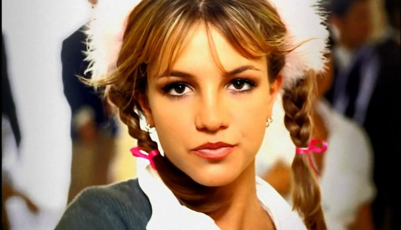 Britney Spears lidera la lista de los 100 mejores sencillos debut de Rolling Stone