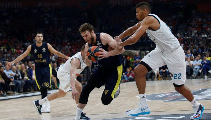 La Euroliga de baloncesto suspendió definitivamente su temporada por la pandemia