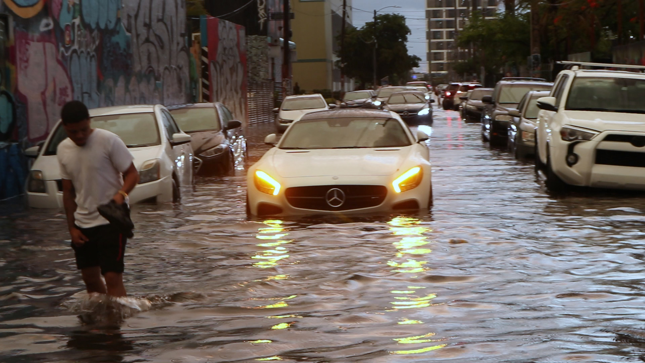Inundaciones obligan a cancelar planes al aire libre en Florida