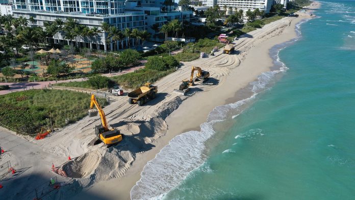 Miami Beach se prepara para abrir sus famosas playas
